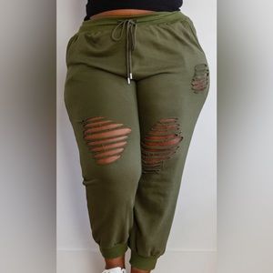 EUC - White Birch - Olive Green Distressed Joggers - Womans Size 3XL